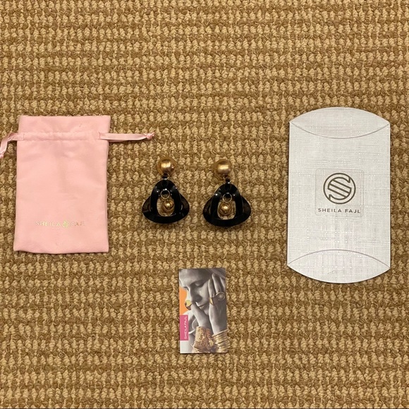 Sheila Fajl Do The Twist Earring Black - Picture 2 of 5